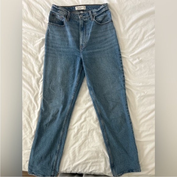 Abercrombie & Fitch high rise jeans - Picture 4 of 6